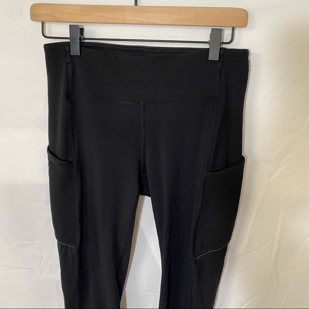 Lululemon crop leggings with pockets size 6